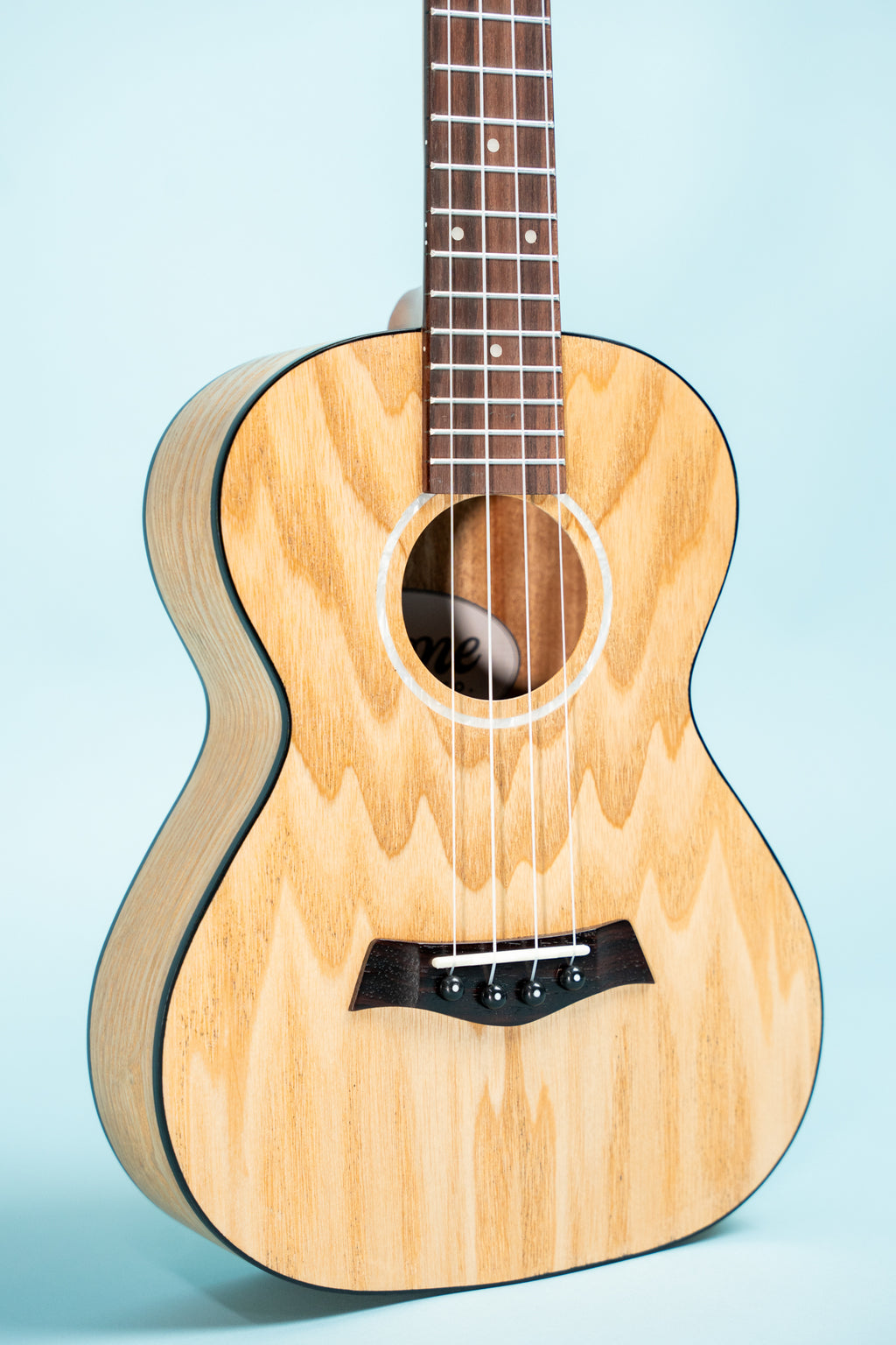 Alder Tenor Ukulele Ukulele STONEstylee